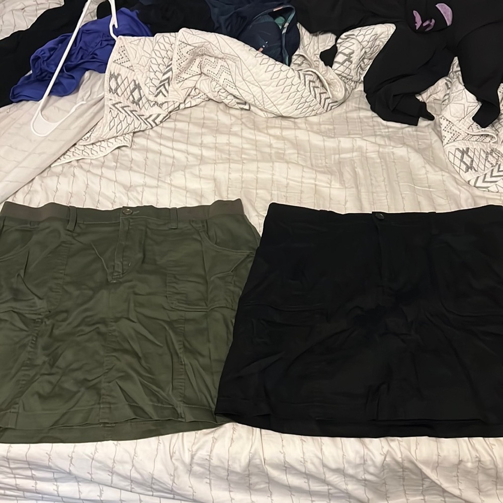 Black and army green skorts